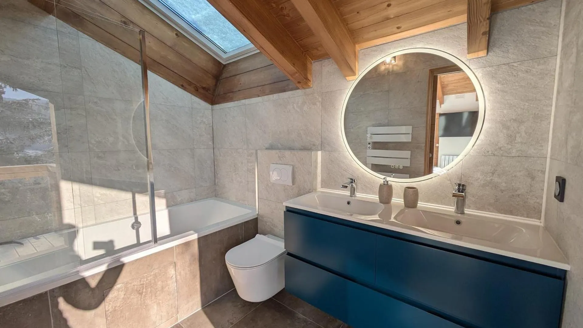 Les Gets - Chalet Moderne 5 Chambres Avec Jacuzzi, Cheminee Et Garage - Fr-1-623-367