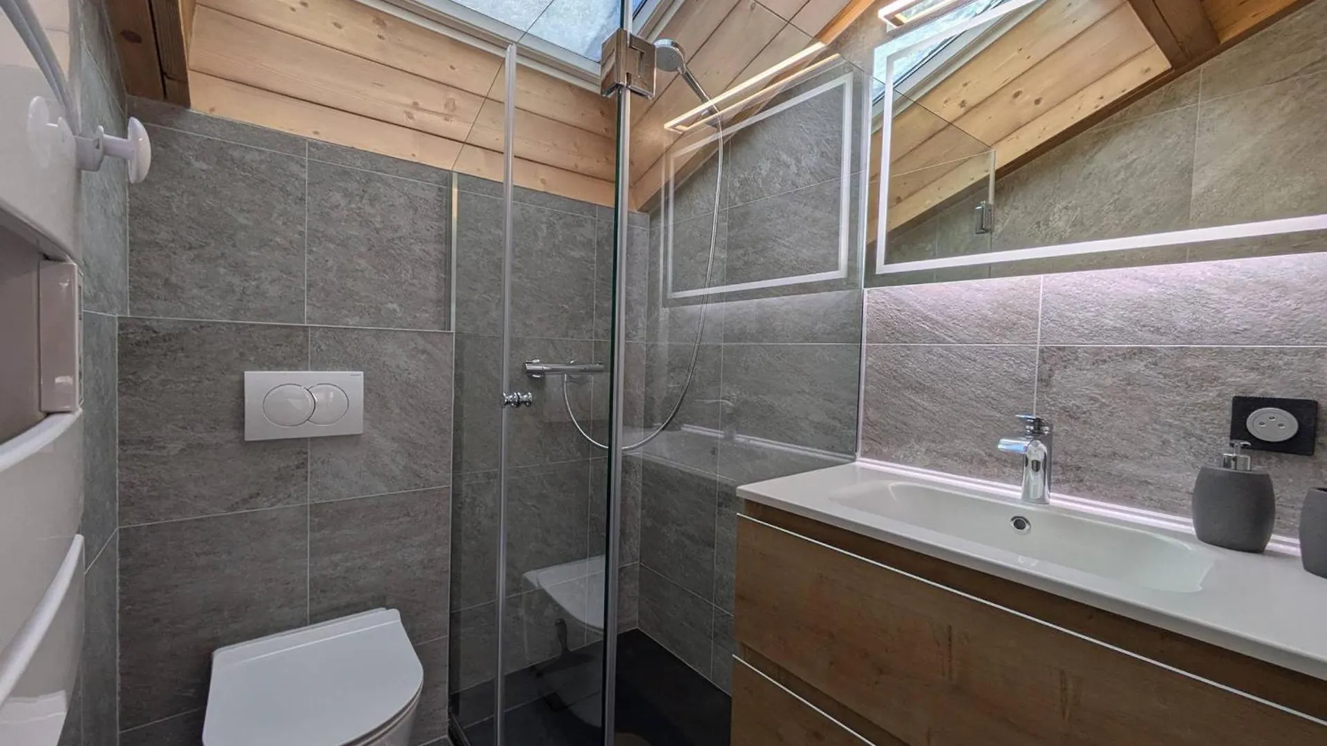 Les Gets - Chalet Moderne 5 Chambres Avec Jacuzzi, Cheminee Et Garage - Fr-1-623-367 0*, Les Gets France